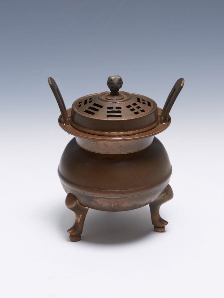 45 페이지_유기향로.jpg